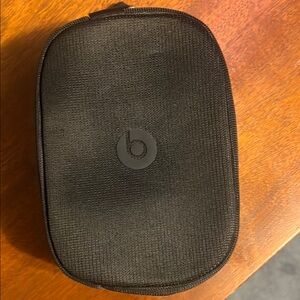 Beats by Dre Black Carrying Case